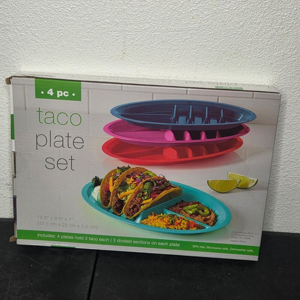 New 4pc Taco Plate Set - Holds 3 Tacos Each with Divided Sections Microwave Safe